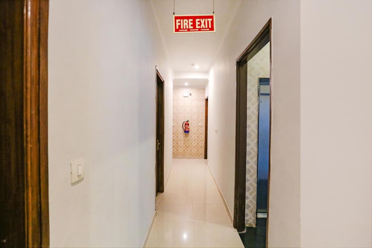 Fabhotel Novel Suites - Nr Yashobhoomi Convention Centre New Delhi Luaran gambar